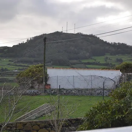Casa Do Maduro Holiday home Porto Martins